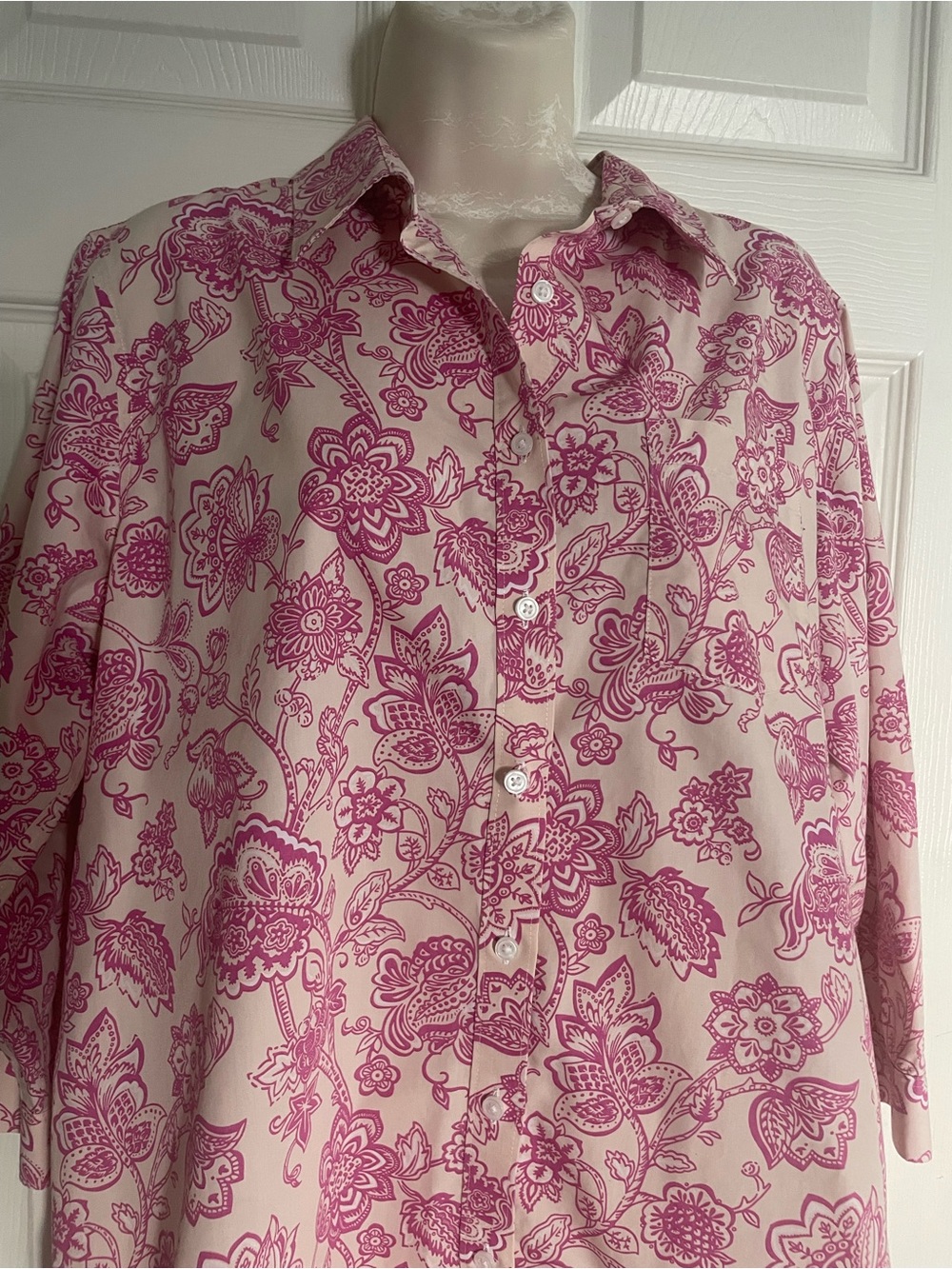 Lands End Wimen’s Pink Floral Button-Up Shirt 16P